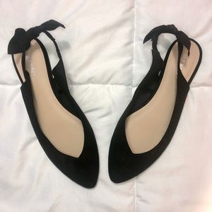 NWOT Navy black flat dress shoes. Size 8.5